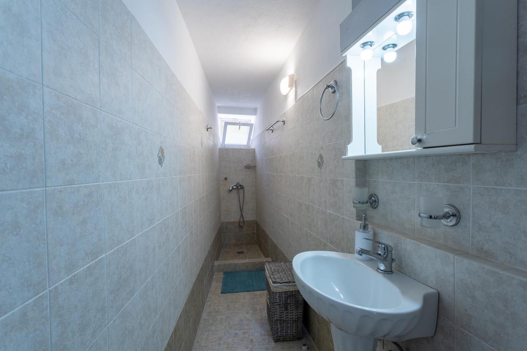 Spacious Home With Yard, Mytilene Lesvos Exterior foto